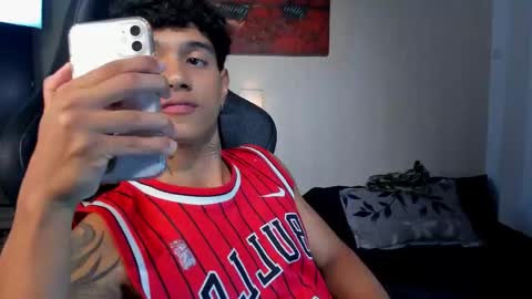 aress444 online show from 12-17-25, 04:51