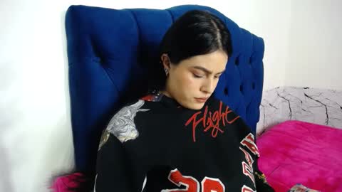 Snapshot of ari_coohachelaa chatting on 09-20-25, 04:35 ARIANNA online show from 09-20-25, 04:35