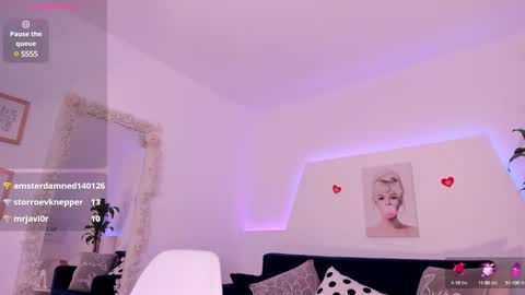 Ari online show from 01-22-25, 07:13