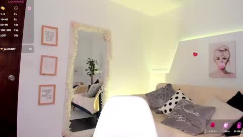 Ari online show from 01-31-25, 04:27