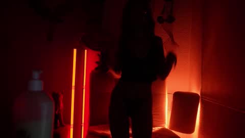 Snapshot of ari_kat666 chatting on 02-07-26, 02:59 ari online show from 02-07-26, 02:59