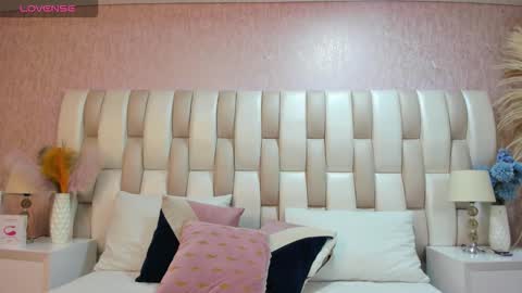 Snapshot of ari_lynn_ chatting on 11-18-25, 03:34 ari_lynn_ online show from 11-18-25, 03:34