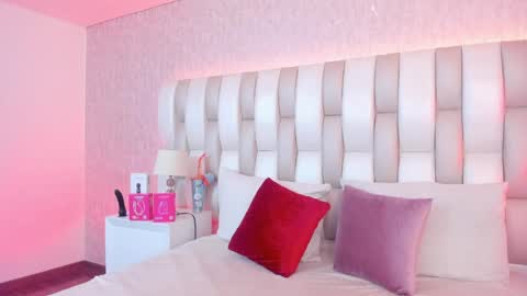 ari_lynn_ online show from 04-03-26, 03:15