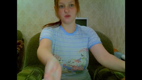 Snapshot of aria__dark chatting on 11-16-25, 09:42 Aria online show from 11-16-25, 09:42