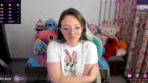 Snapshot of aria_alaia chatting on 11-07-25, 11:49 Linda online show from 11-07-25, 11:49