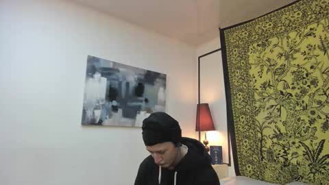 aria y orien  online show from 11-25-25, 11:10