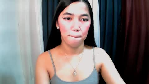 Snapshot of aria_fucks chatting on 11-11-25, 04:07 ARIA online show from 11-11-25, 04:07