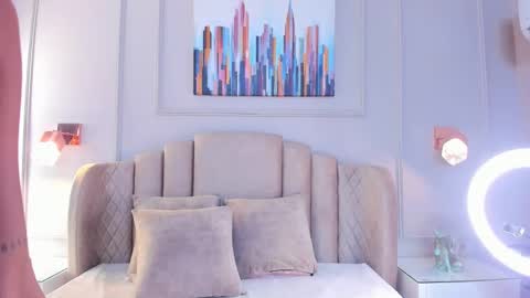 Snapshot of aria_greco chatting on 12-22-24, 02:49 Aria  online show from 12-22-24, 02:49