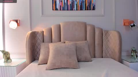 Snapshot of aria_greco chatting on 03-08-25, 03:39 Aria  online show from 03-08-25, 03:39