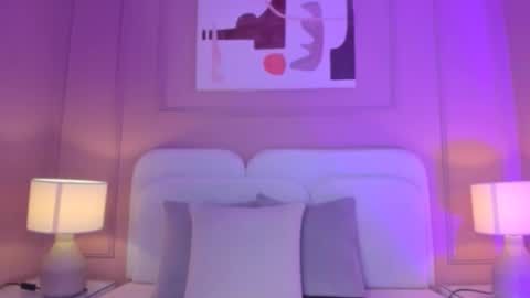 Snapshot of aria_greco chatting on 10-29-25, 02:47 Aria  online show from 10-29-25, 02:47