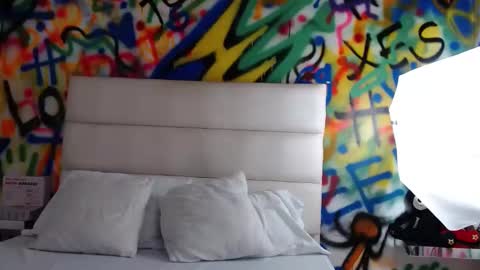 Snapshot of aria_martiin chatting on 12-16-24, 12:06 aria online show from 12-16-24, 12:06