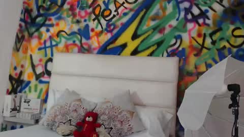 Snapshot of aria_martiin chatting on 01-23-25, 11:26 aria online show from 01-23-25, 11:26