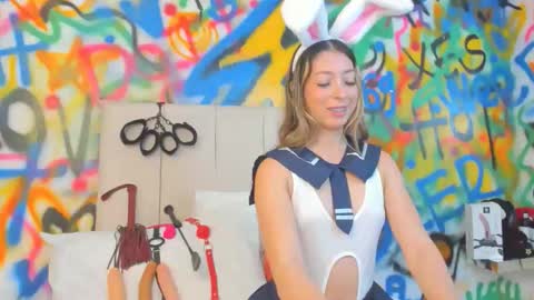 aria online show from 04-01-26, 01:41