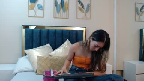 Snapshot of aria_martiin chatting on 06-13-26, 11:41 aria online show from 06-13-26, 11:41
