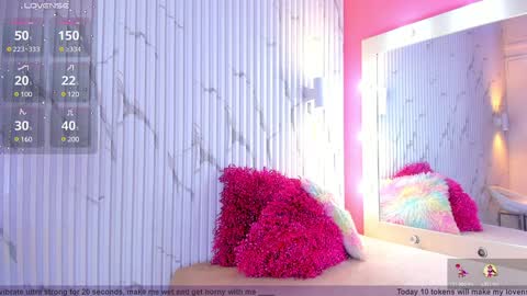 Aria Millers  online show from 01-21-25, 07:17