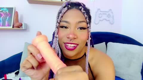 Snapshot of aria_peach_ chatting on 07-03-26, 03:51 ARIA PEACH online show from 07-03-26, 03:51