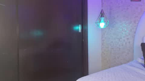 Snapshot of aria_sm chatting on 11-22-25, 07:46 aria_sm online show from 11-22-25, 07:46