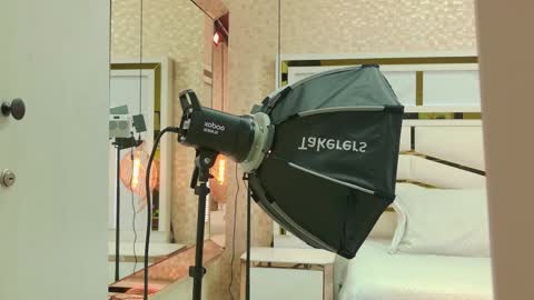 Snapshot of aria_sm chatting on 12-02-25, 03:01 aria_sm online show from 12-02-25, 03:01