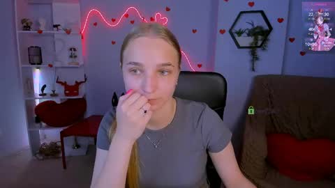 Snapshot of aria_voss_ chatting on 05-27-26, 05:37 aria_voss_ online show from 05-27-26, 05:37