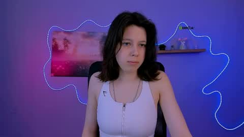 Snapshot of aria_wild_ chatting on 05-17-26, 07:10 aria_wild_ online show from 05-17-26, 07:10