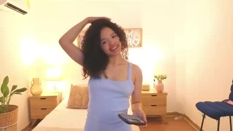 Snapshot of ariaa_23 chatting on 05-26-26, 01:29 ariaa_23 online show from 05-26-26, 01:29