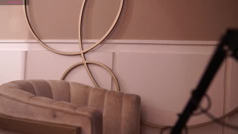 Ariaa online show from 11-12-25, 06:41