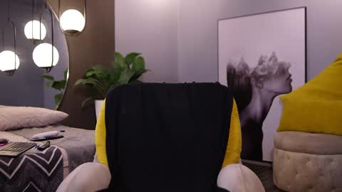 Ariaa online show from 04-16-26, 09:39