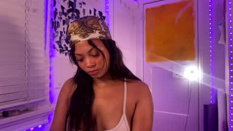 Snapshot of ariaatelier chatting on 09-19-25, 07:10 Aria Atelier online show from 09-19-25, 07:10