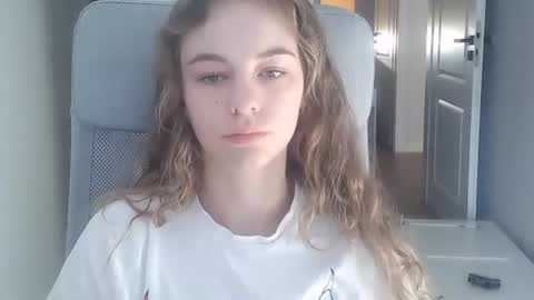 AriaCreazy online show from 07-16-26, 06:19