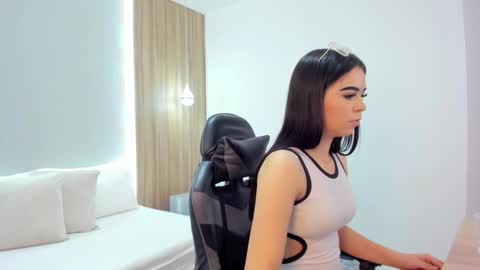 A R I A D N A online show from 02-20-26, 07:36