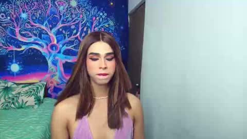 ariadna_dudamel online show from 12-18-25, 04:18