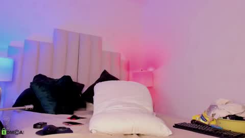 Snapshot of ariadnacolby chatting on 03-10-25, 12:40 ariadnacolby online show from 03-10-25, 12:40