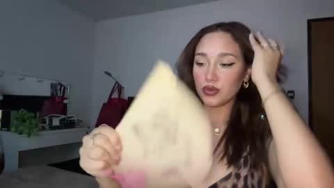 Snapshot of ariadnax00 chatting on 02-28-26, 04:13 ariadna online show from 02-28-26, 04:13