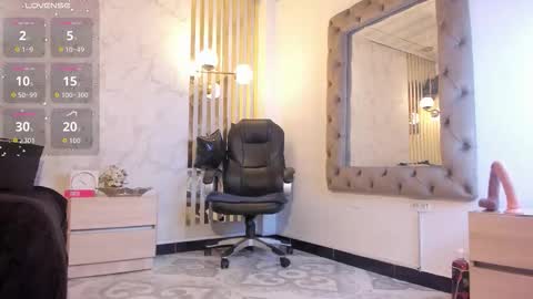 aria  online show from 12-20-25, 07:54