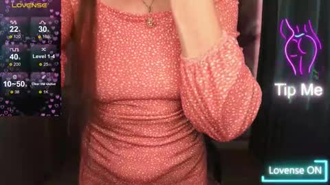 Snapshot of ariagrays chatting on 09-17-25, 07:32 AriaGray online show from 09-17-25, 07:32