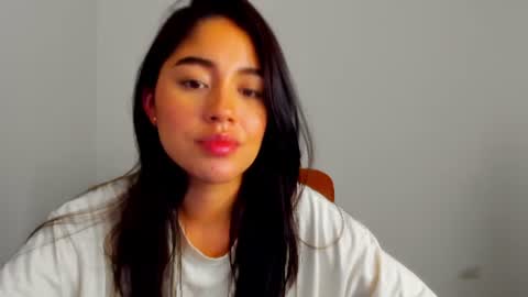 Snapshot of ariamontgomeryyy chatting on 07-21-26, 09:44 Aria Montgomery online show from 07-21-26, 09:44