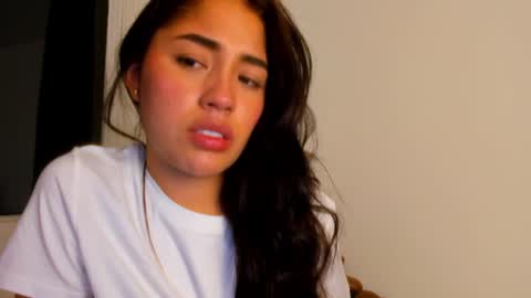 Snapshot of ariamontgomeryyy chatting on 08-01-26, 06:23 Aria Montgomery online show from 08-01-26, 06:23