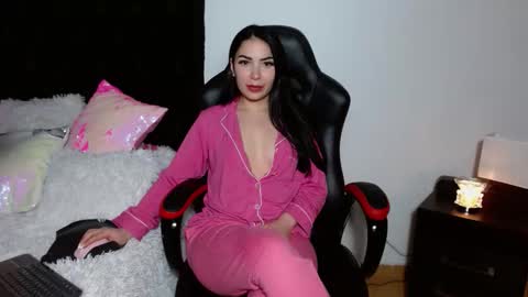 Ariana lvarez online show from 10-12-25, 12:26