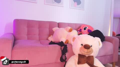   online show from 12-19-24, 04:02