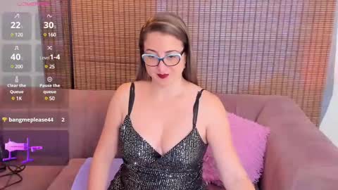 Ariana Cruz online show from 12-28-24, 01:17