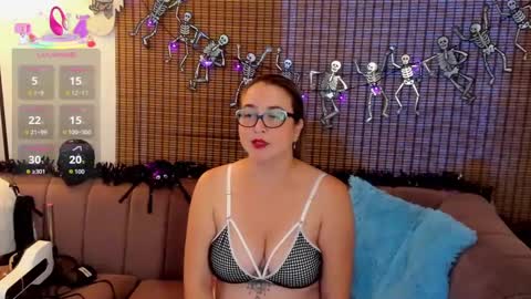 Ariana Cruz online show from 10-14-25, 12:28