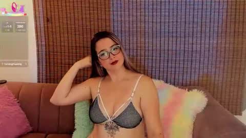 Snapshot of ariana_cross_ chatting on 05-08-26, 12:54 Ariana Cruz online show from 05-08-26, 12:54