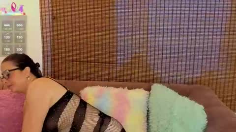 Snapshot of ariana_cross_ chatting on 05-16-26, 12:37 Ariana Cruz online show from 05-16-26, 12:37
