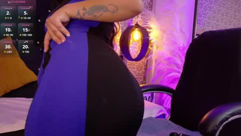 Snapshot of ariana_foxx__ chatting on 05-21-26, 01:51 Ariana online show from 05-21-26, 01:51