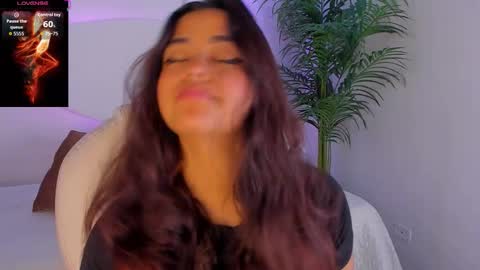 Ariana  online show from 10-24-25, 12:34