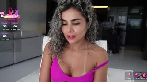 cristina online show from 12-02-25, 01:17