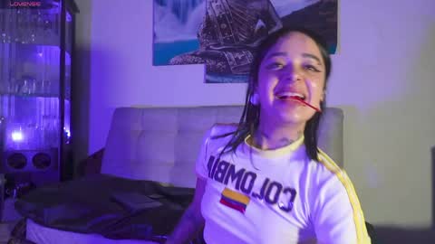 Snapshot of ariana_whitee chatting on 05-17-26, 07:50 ariana_whitee online show from 05-17-26, 07:50