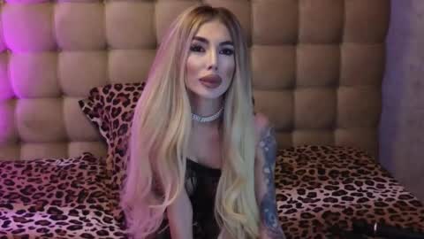 Snapshot of arianaari88 chatting on 03-07-25, 10:10 Ariana online show from 03-07-25, 10:10