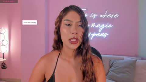 Snapshot of arianadumont chatting on 05-01-26, 11:04 Ariana Dumont online show from 05-01-26, 11:04
