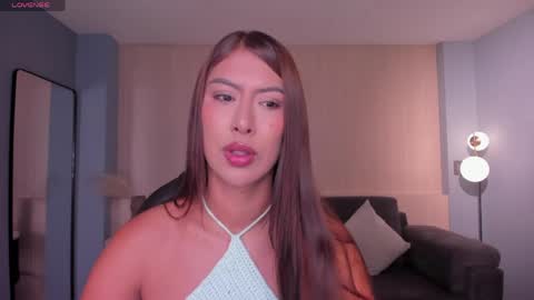 Snapshot of arianadumont chatting on 05-28-26, 11:07 Ariana Dumont online show from 05-28-26, 11:07